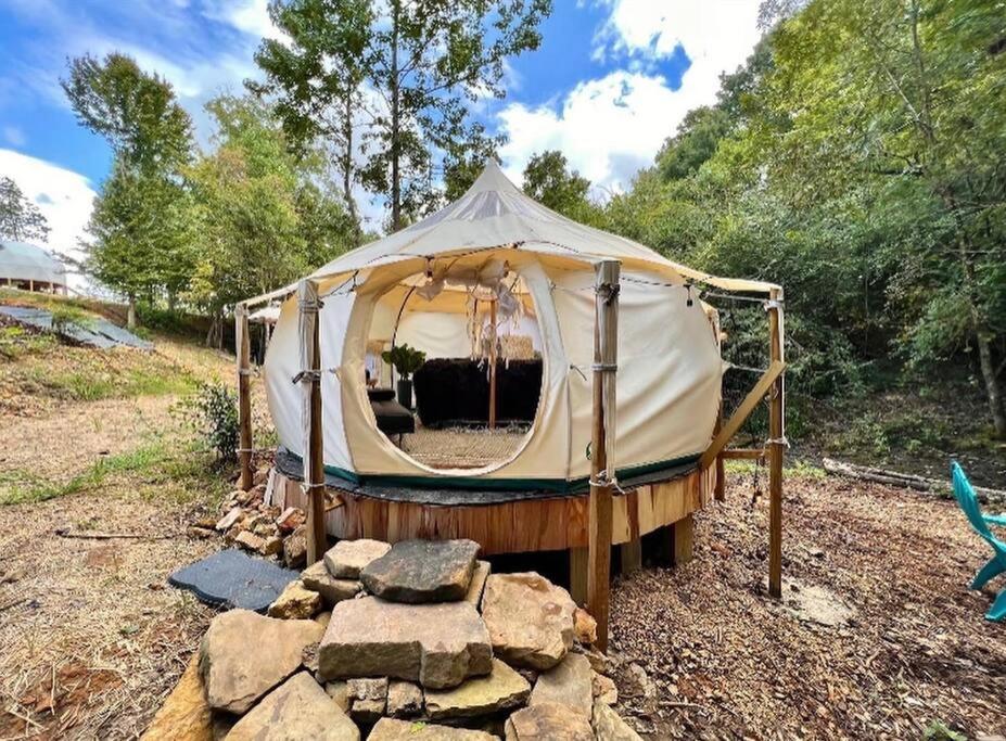 The Pisces-A Stargazing, Luxury Glamping Tent Rogersville Bagian luar foto