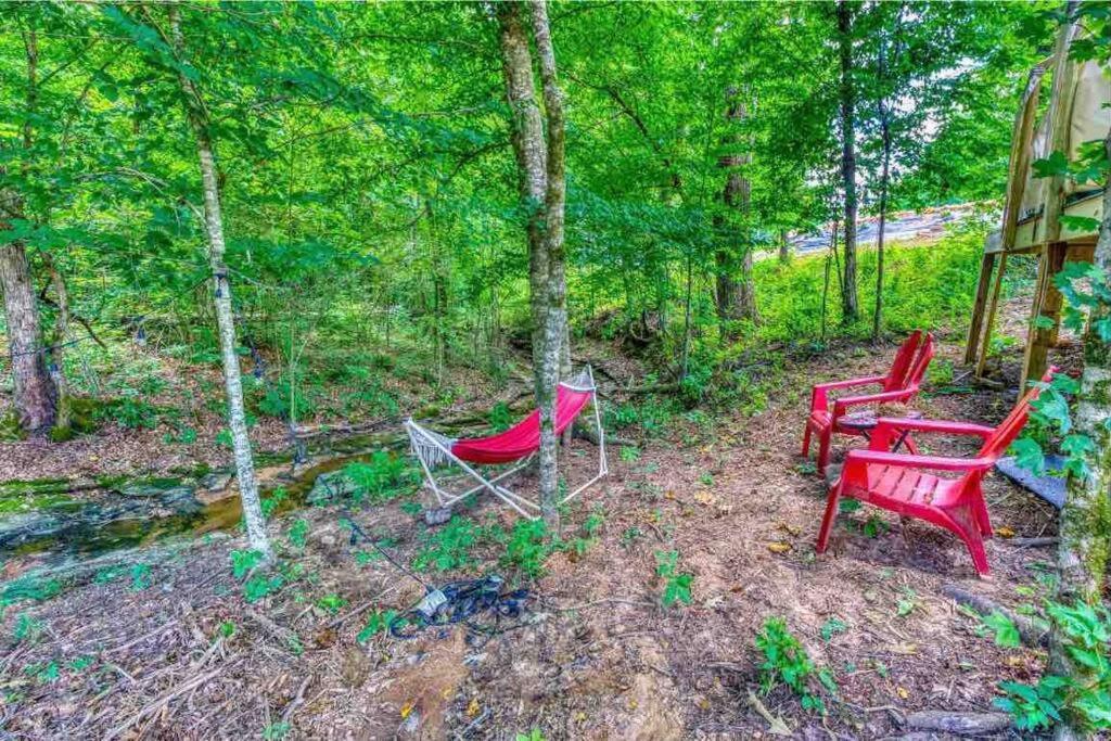 The Pisces-A Stargazing, Luxury Glamping Tent Rogersville Bagian luar foto